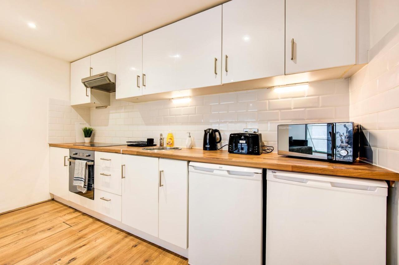 Lovely 2-Bed, Sleeps 6, Near Stratford Station & Abba Voyage, Londyn Zewnętrze zdjęcie